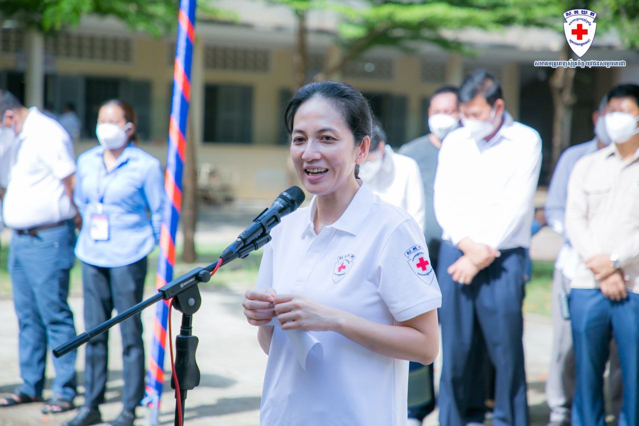 ពេទ្យស្ម័គ្រចិត្តយុវជនសម្តេចតេជោ(TYDA) ចុះព្យាបាលប្រជាពលរដ្ឋក្នុងសហគមន៍ក្រីក្រ ដោយឥតគិតថ្លៃក្នុងខណ្ឌចំការមន រាជធានីភ្នំពេញជិត២ពាន់នាក់ !!!!!