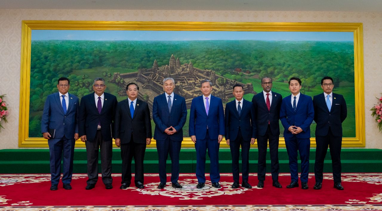 ឧបនាយករដ្ឋមន្ត្រីម៉ាឡេស៊ីគូសបញ្ជាក់ការបន្តគាំទ្រកិច្ចសហប្រតិបត្តិការជាមួយកម្ពុជា !!!!!