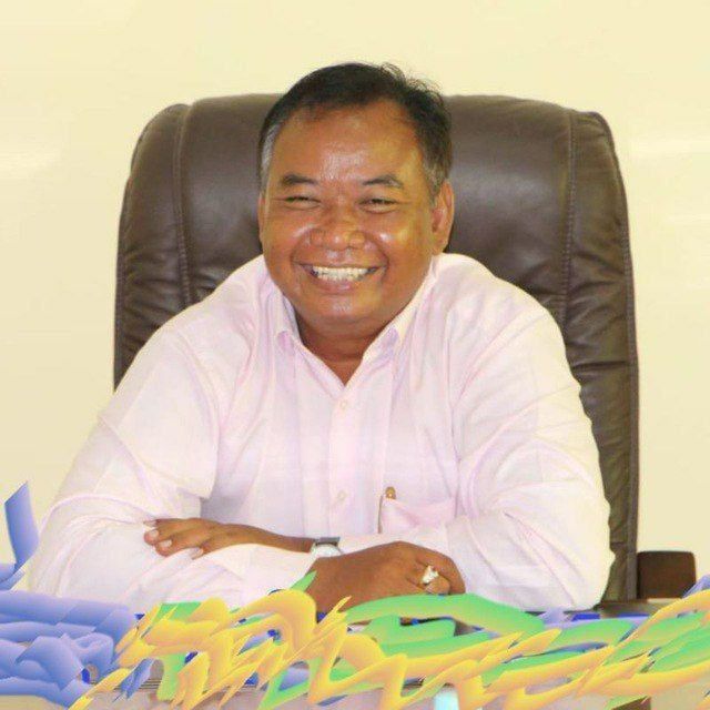 លោកបណ្ឌិត ម៉េង សុភណ្ឌ័ បំភ្លឺករណីសមាជិកអង្គភាព «រស្មីញូស៍» ដោយបញ្ជាក់ថា ជាការយល់ច្រឡំ និងស្នើឱ្យធ្វើលិខិតបំភ្លឺជាផ្លូវការ !!!!!
